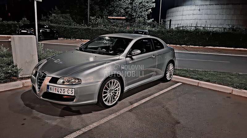 Alfa Romeo GT 