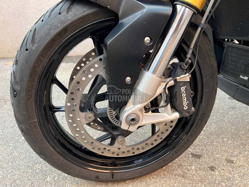 BMW S1000XR