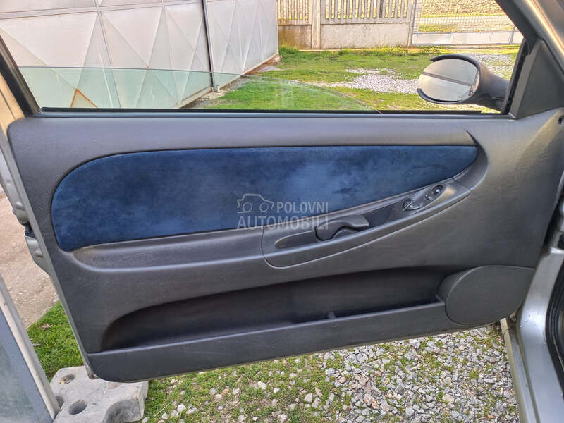 Lancia Ypsilon 1.2 16V