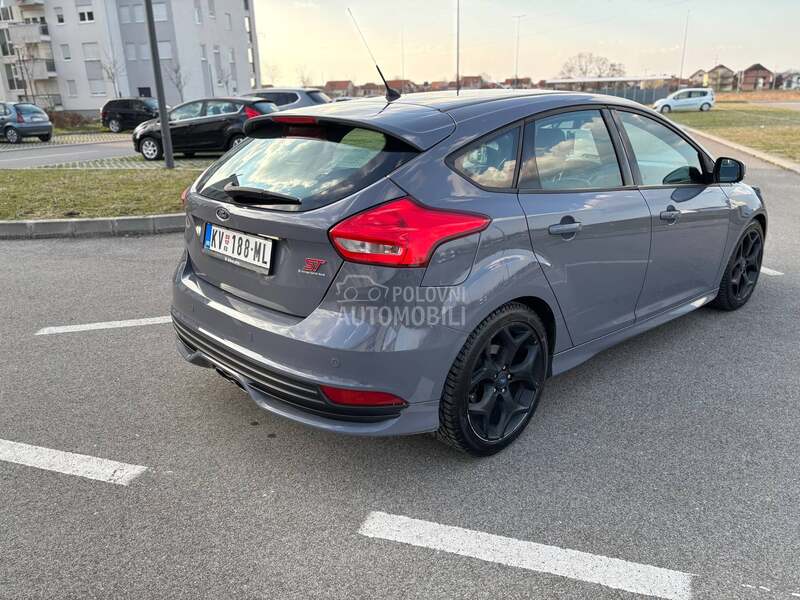 Ford Focus ST