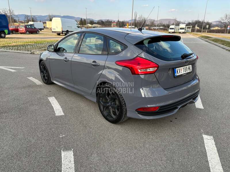 Ford Focus ST
