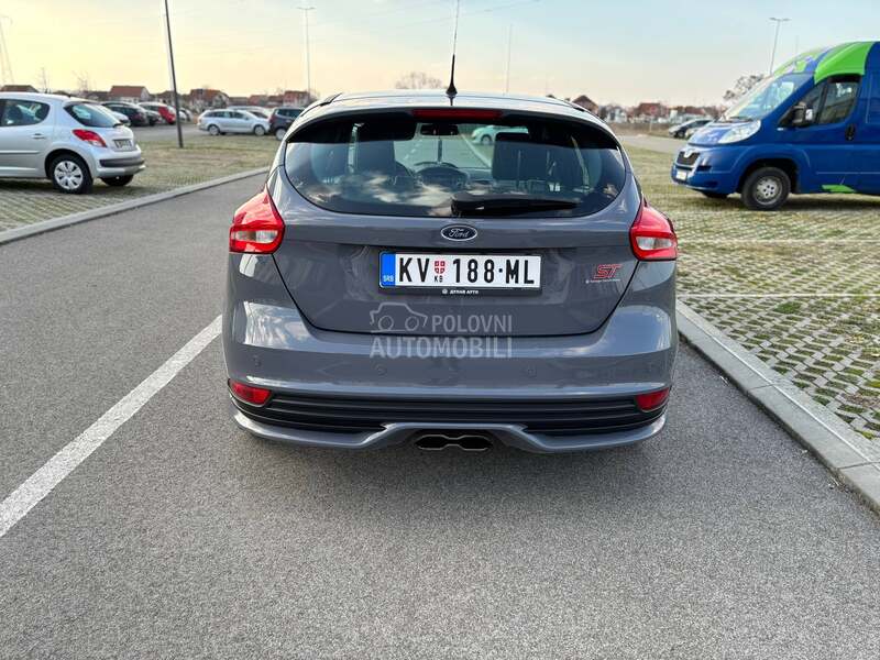 Ford Focus ST
