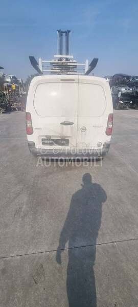 branik hauba far krilo