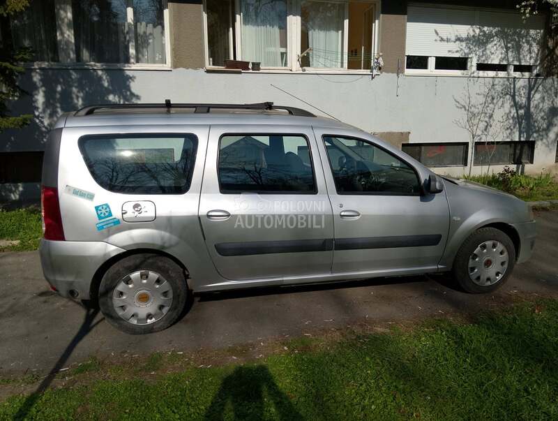 Dacia Logan 