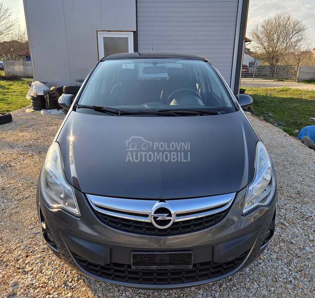 Opel Corsa D 1.2 ECOFLEX CH