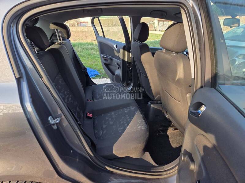 Opel Corsa D 1.2 ECOFLEX CH