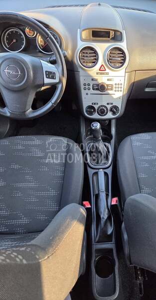 Opel Corsa D 1.2 ECOFLEX CH