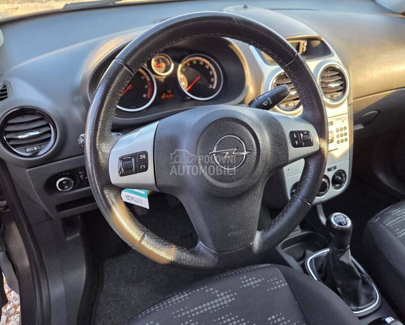 Opel Corsa D 1.2 ECOFLEX CH