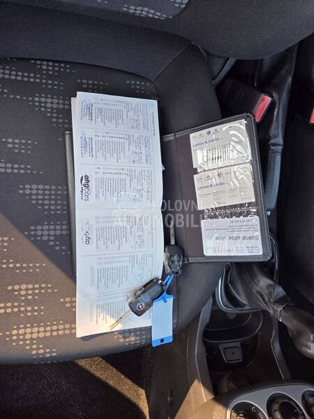 Opel Corsa D 1.2 ECOFLEX CH