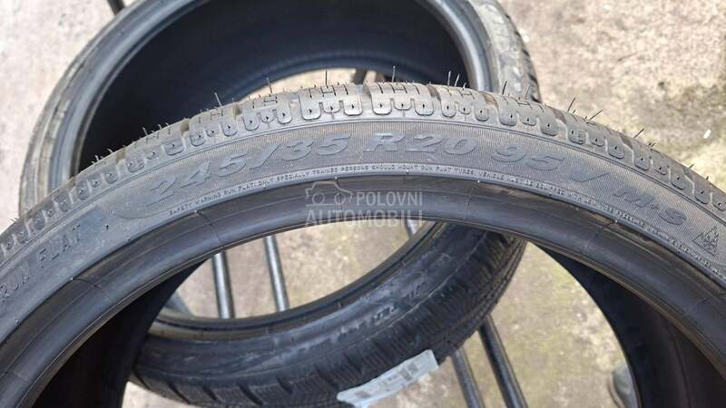 Pirelli 245/35 R20 Zimska