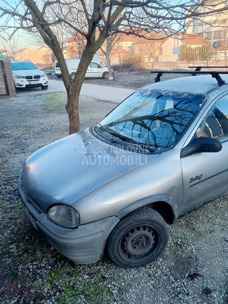 Opel Corsa B 