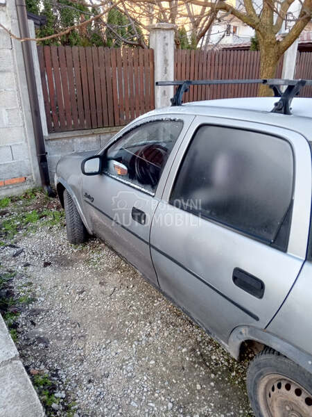 Opel Corsa B 