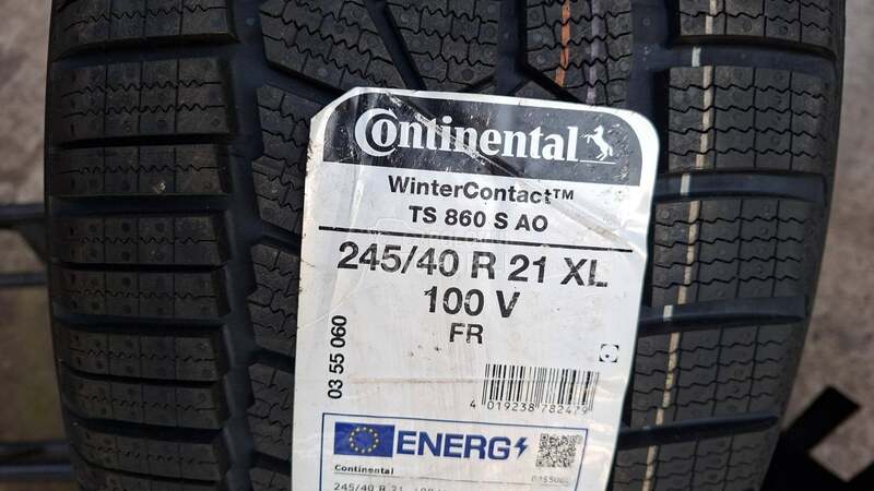 Continental 245/40 R21 Zimska