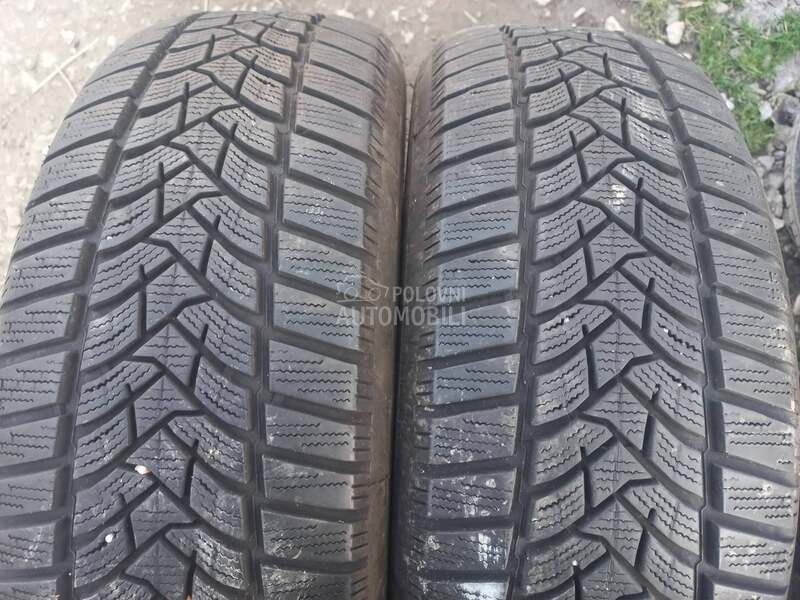 Dunlop 215/65 R16 Zimska