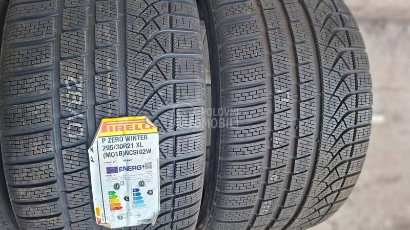 Pirelli 295/30 R21 Zimska