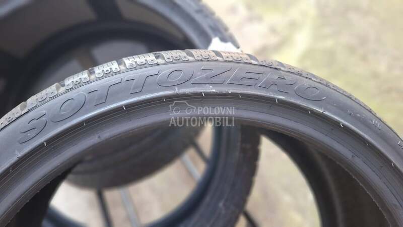 Pirelli 295/30 R21 Zimska