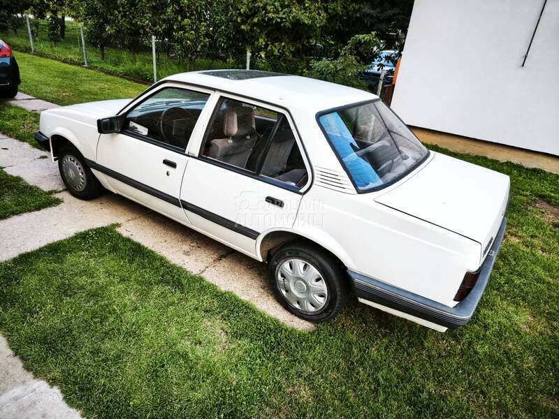 Opel Ascona 1.6D