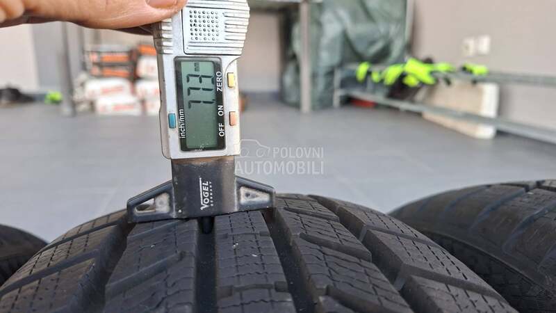 Continental 205/55 R17 Zimska