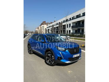 Peugeot 2008 3DVirtual/360 kamera