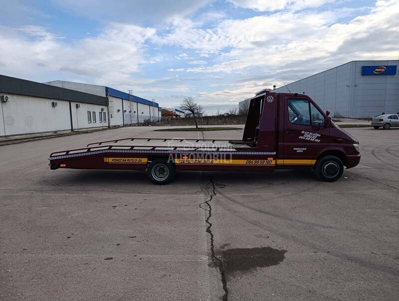 Mercedes Benz Sprinter 413