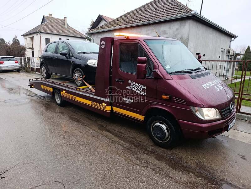 Mercedes Benz Sprinter 413