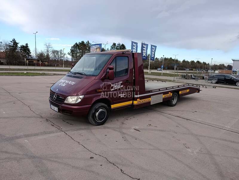 Mercedes Benz Sprinter 413