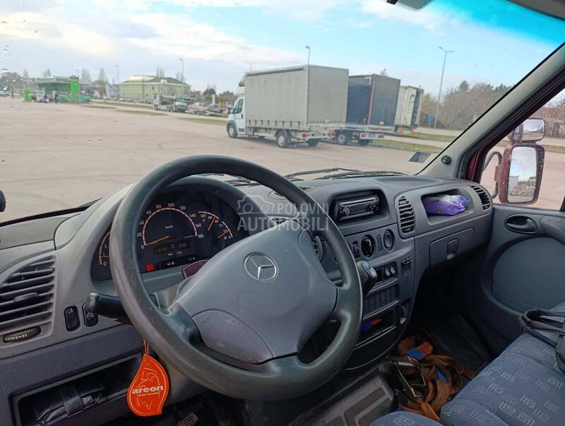 Mercedes Benz Sprinter 413
