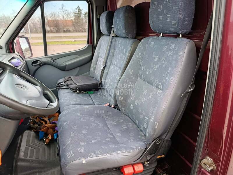 Mercedes Benz Sprinter 413