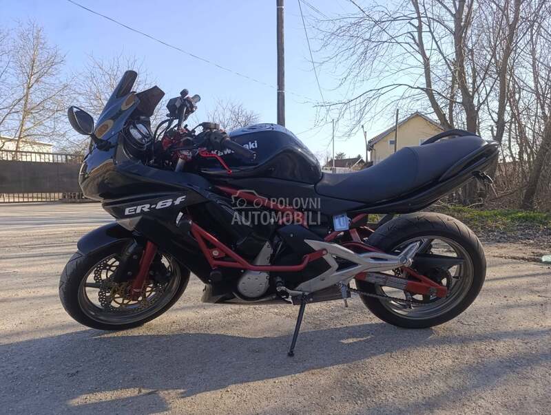 Kawasaki er6f rezervisan
