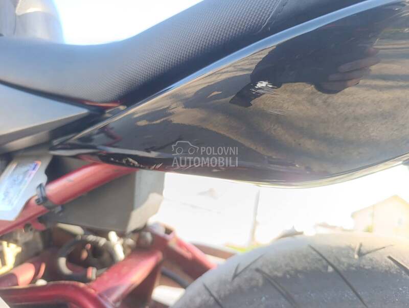 Kawasaki er6f rezervisan