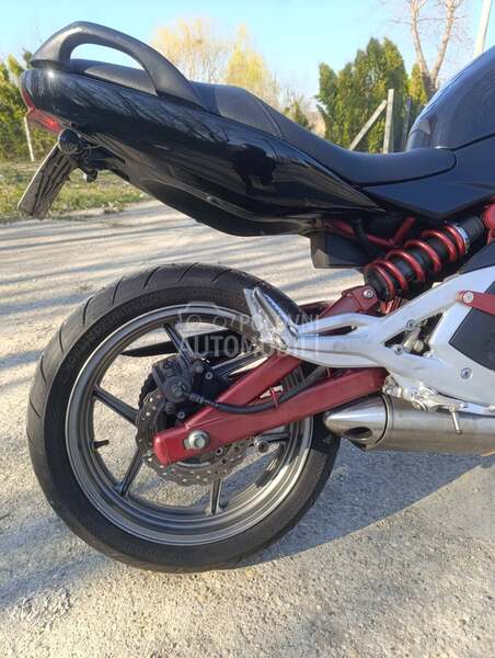 Kawasaki er6f rezervisan