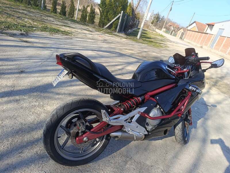 Kawasaki er6f rezervisan