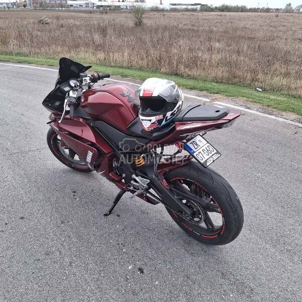 Yamaha r125