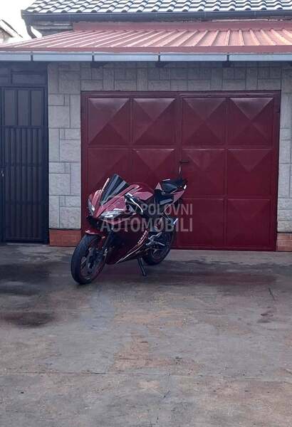 Yamaha r125