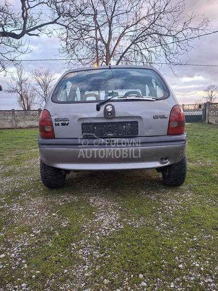 Opel Corsa B 