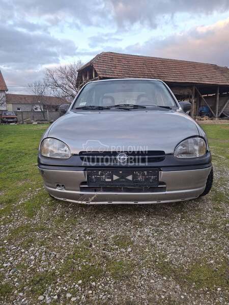 Opel Corsa B 