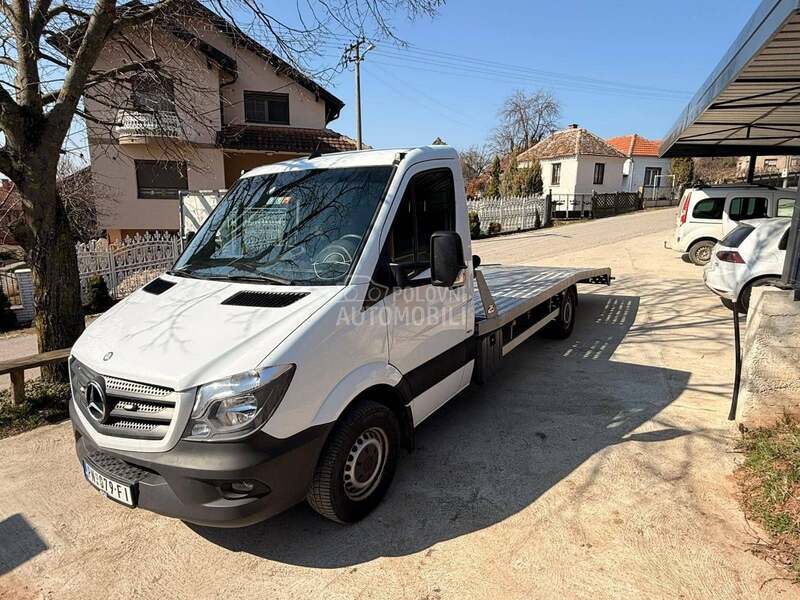 Mercedes Benz Sprinter 