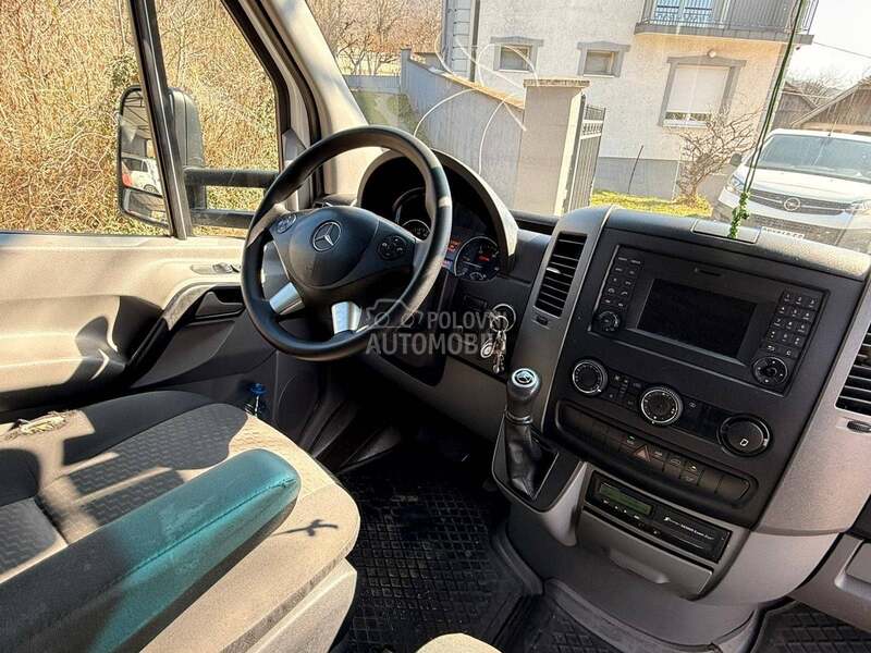 Mercedes Benz Sprinter 