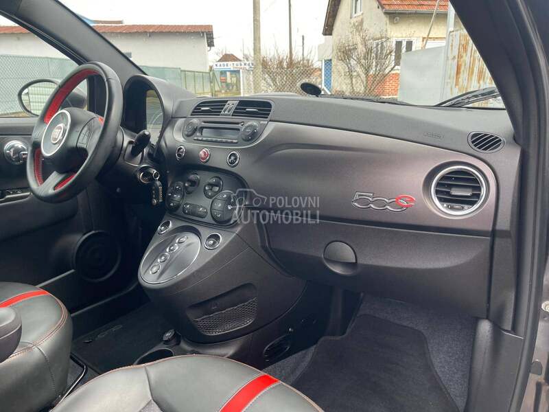Fiat 500e 