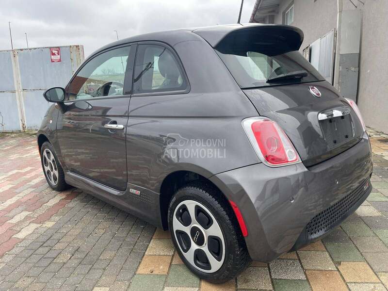 Fiat 500e 