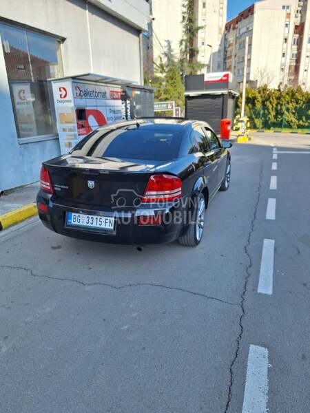 Dodge Avenger 