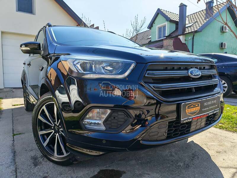 Ford Kuga 1.5T ST LINE CH