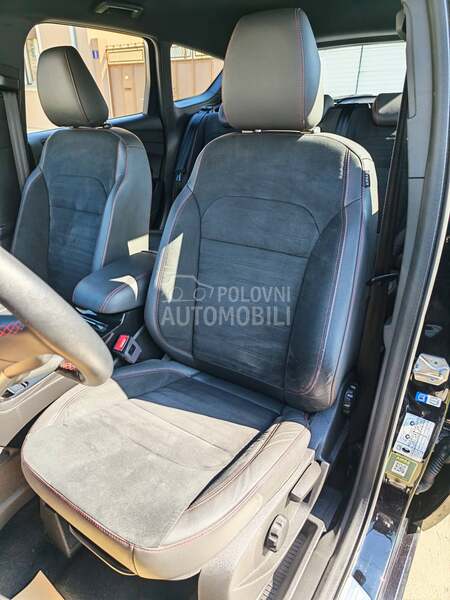 Ford Kuga 1.5T ST LINE CH