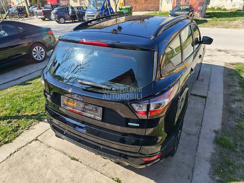 Ford Kuga 1.5T ST LINE CH