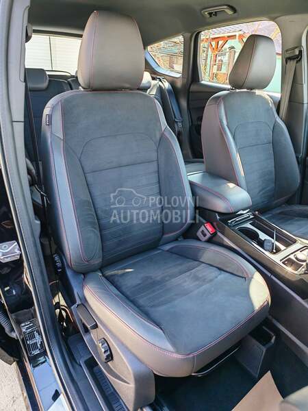 Ford Kuga 1.5T ST LINE CH