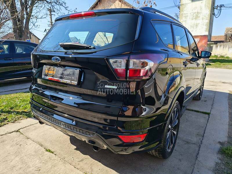 Ford Kuga 1.5T ST LINE CH
