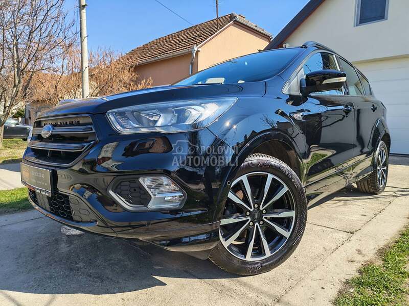 Ford Kuga 1.5T ST LINE CH