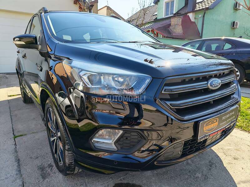 Ford Kuga 1.5T ST LINE CH