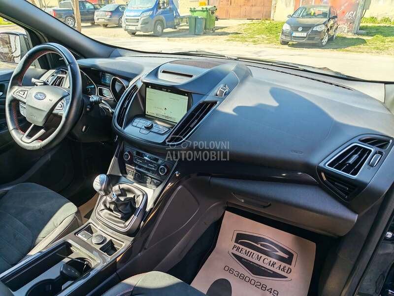 Ford Kuga 1.5T ST LINE CH