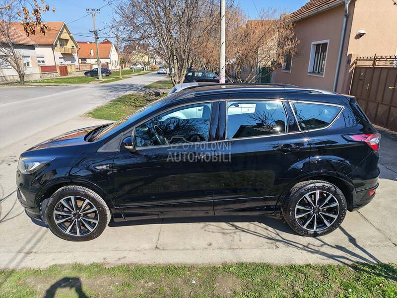 Ford Kuga 1.5T ST LINE CH